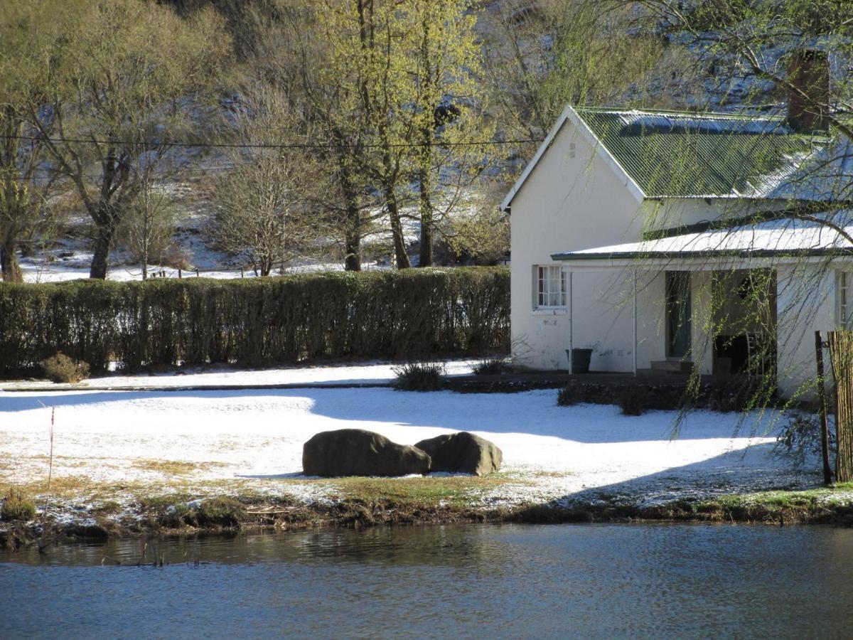 Mkomazana Mountain Cottages Himeville Buitenkant foto
