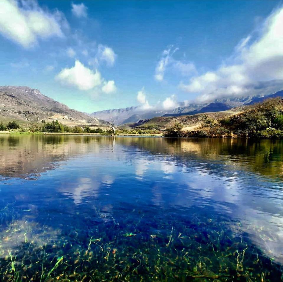 Mkomazana Mountain Cottages Himeville Buitenkant foto